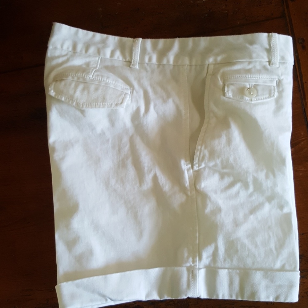 Banana Republic white shorts NWOT